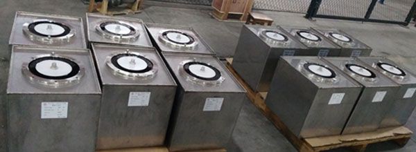 Pulse capacitors we designed according to customer's big current and low inductance requirements